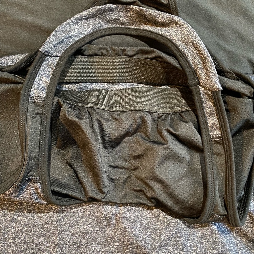 GAP • Medium - Picture 4 of 4